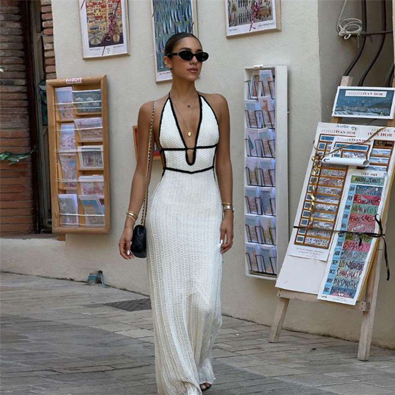 Casava Neck Sleeveless Sheath Dress