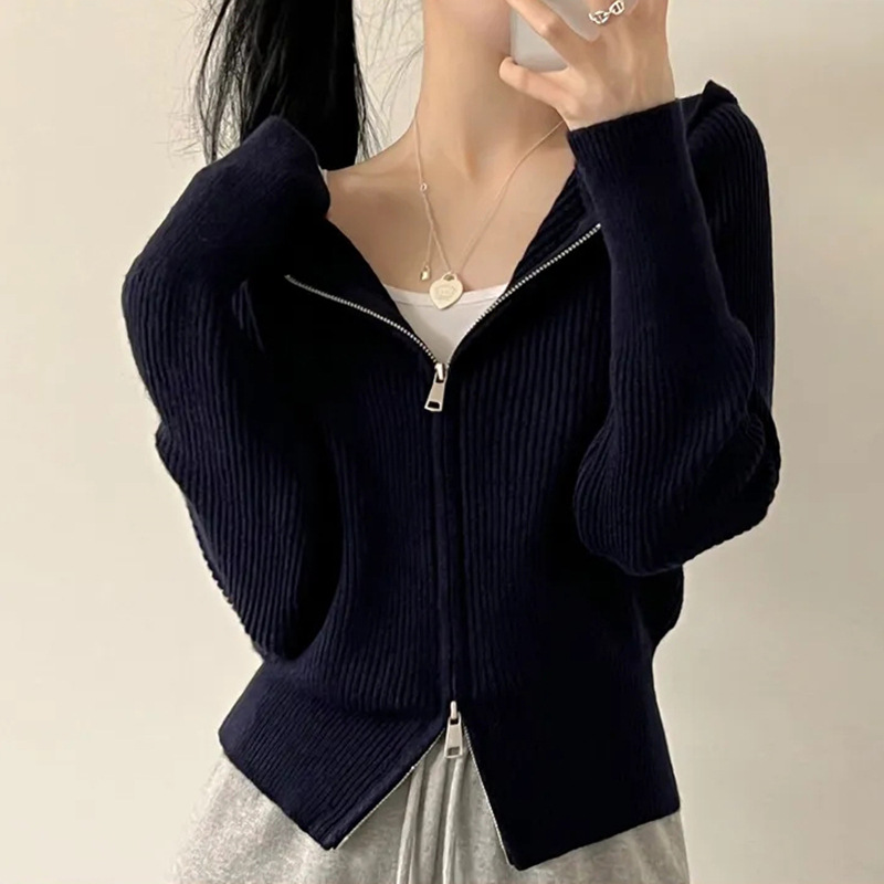 Solid Color Long Sleeve Polyester Sweater