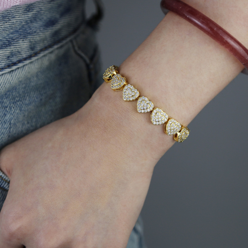 Heart Shape Silver Hip-Hop Bracelet For Women